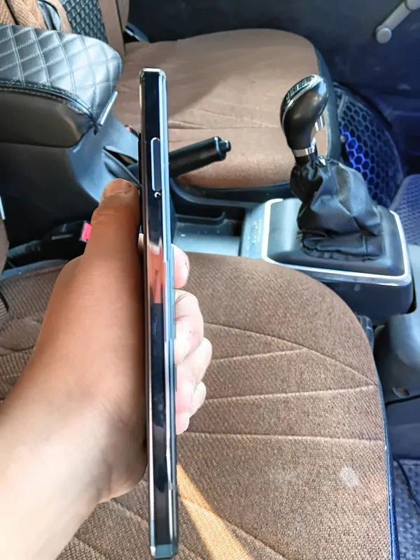 Tecno camon c20 pro 5g 8gb ROM+256 gb RAM 5