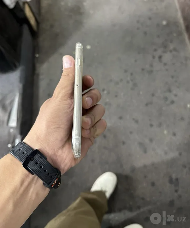 IPhone 6s 32 ГБ 4 IPhone 6s 32 ГБ 4