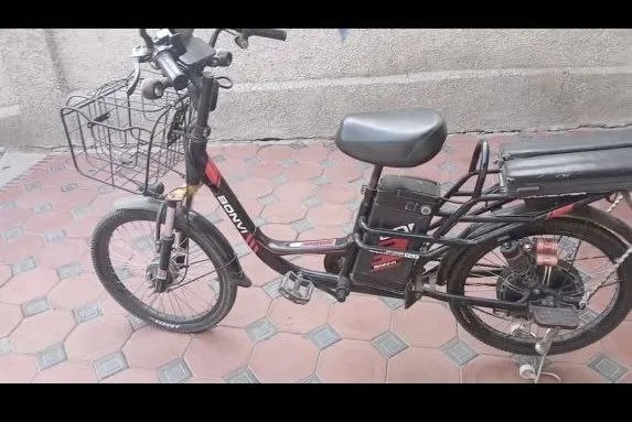 Veloskuter sotiladi