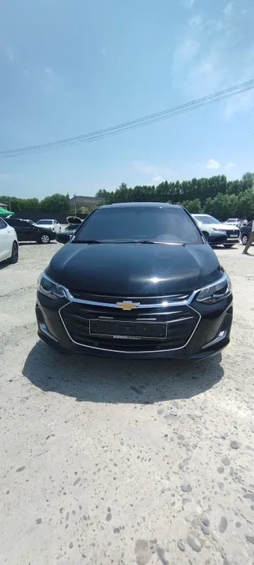 Chevrolet onix primyer+ 3 Chevrolet onix primyer+ 3