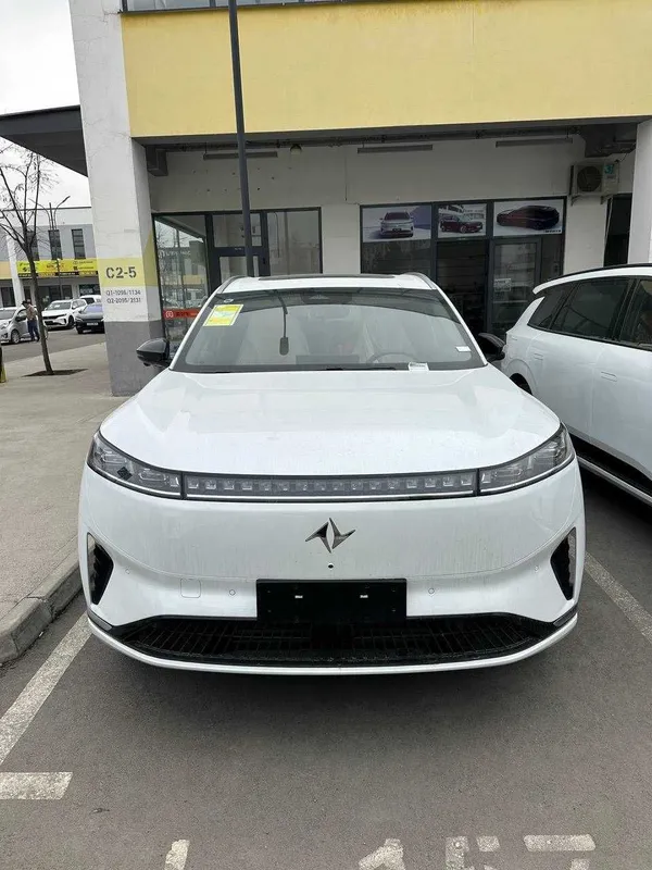 Dongfeng 008 Max/ Ultra