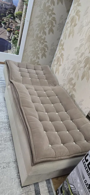 Prodaetsya divan krovat