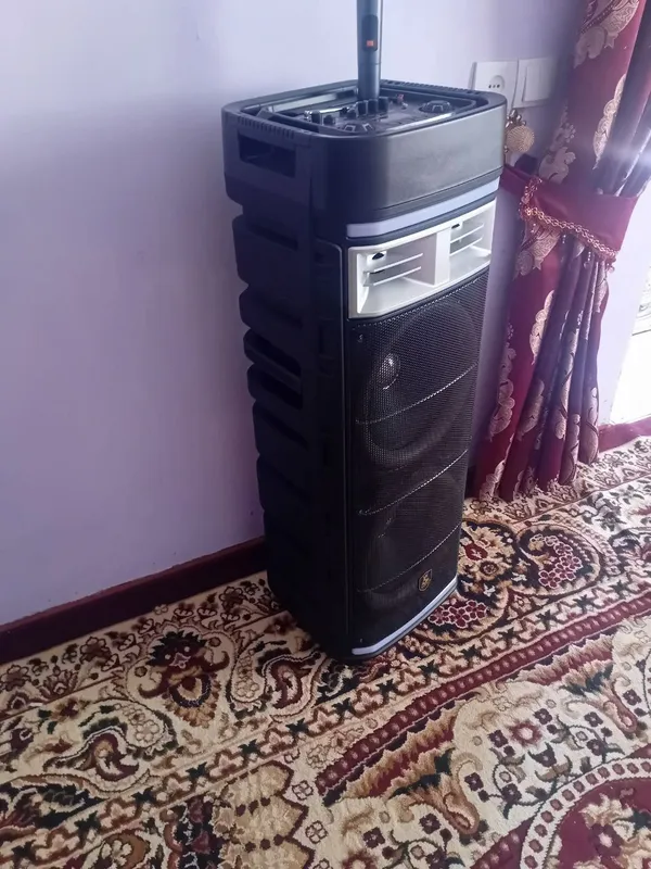 Kalonka sotiladi Aniq oladiganlar aloqaga chqing.pastda telefon raqam 2