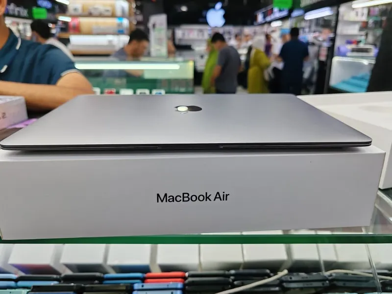 MacBook Air M1 8/256 xolati yangidek garantiyasi bor — фото 2