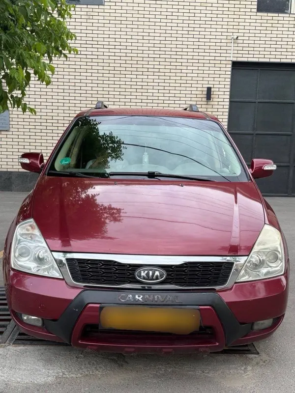 Kia Carnival 2006, самый длинный кузов, срочно 1 Kia Carnival 2006, самый длинный кузов, срочно 1
