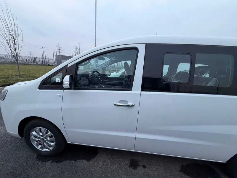 JAC M4 Luxe Miniven Yangi 9 o'rinli / Kredit Lizing Rassrochka bor — фото 6 JAC M4 Luxe Miniven Yangi 9 o'rinli / Kredit Lizing Rassrochka bor — фото 6