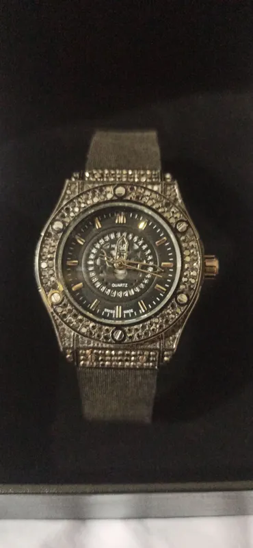 Часы Hublot Состояние хорошее ходят 1