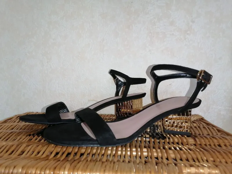 Новые Босоножки Charles & Keith — фото 3
