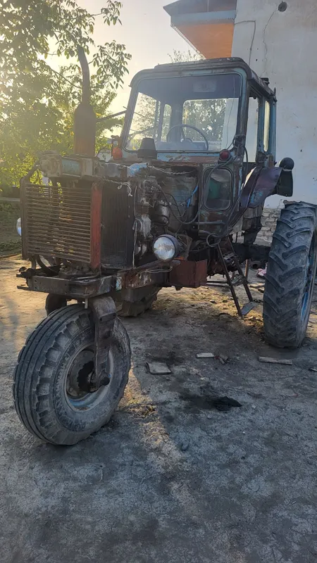 МТЗ 80 сотилади плуг, чизели бор