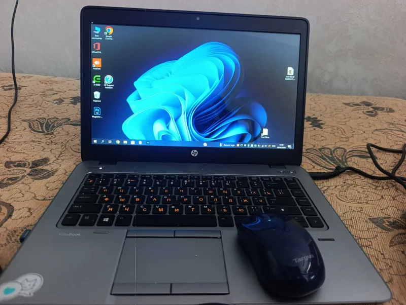 Продаю ноутбук HP elitebook 840g2 с монитором LG 22' — фото 1