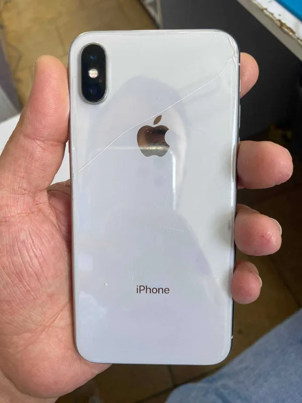 Iphone X sotiladi — фото 1