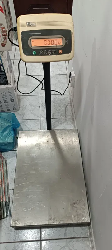 Eletroni tarozi sotiladi 2
