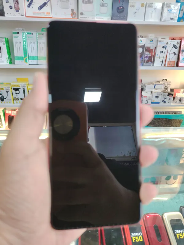 Samsung S20 Plus 2
