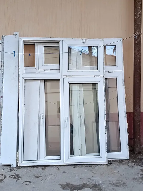 Oynalar sotiladi srochna 3 Oynalar sotiladi srochna 3