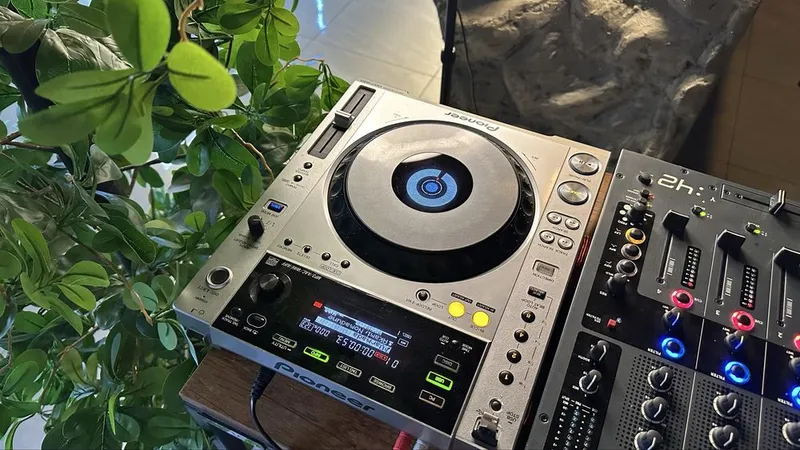 Продам Dj оборудования, Pioneer Cdj 850 2x и микшер Allen Heath 42 — фото 5