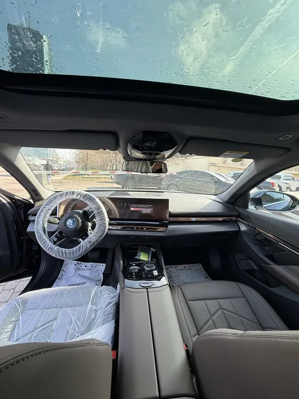 BMW i5 35L | yangi | новый | БМВ | BMW | i5 | elektrocar | — фото 6