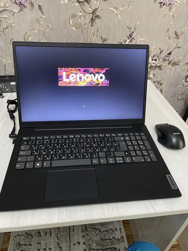 Nout book Lenova