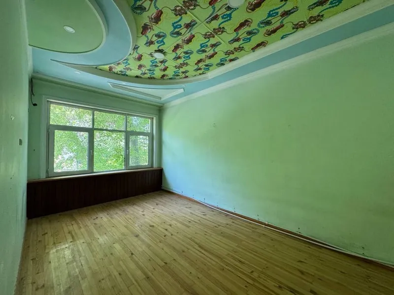 ПРОДАЁТСЯ КОММЕРЧЕСКОЕ ПОМЕЩЕНИЕ Чиланзарский район, 11 квартал 750 м² — фото 2