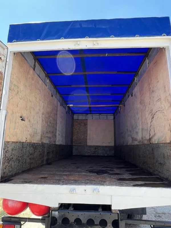 Isuzu 2015 yil 10 tonnalik 2 Isuzu 2015 yil 10 tonnalik 2