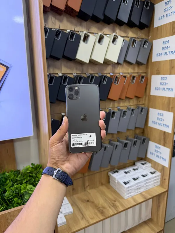I PHONE 11 PRO MAX