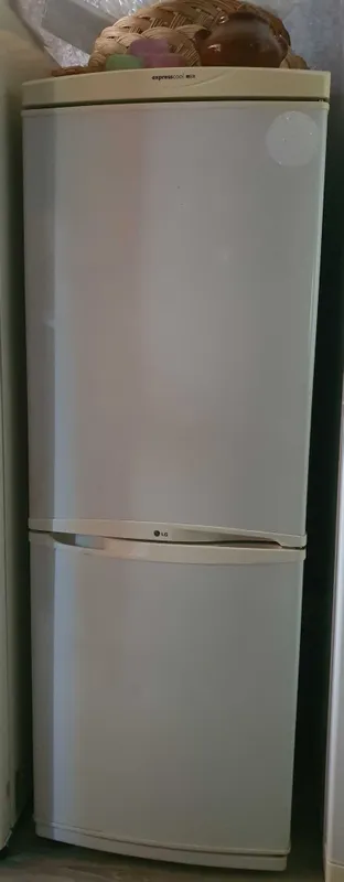 Холодильник LG, музлатгич LG