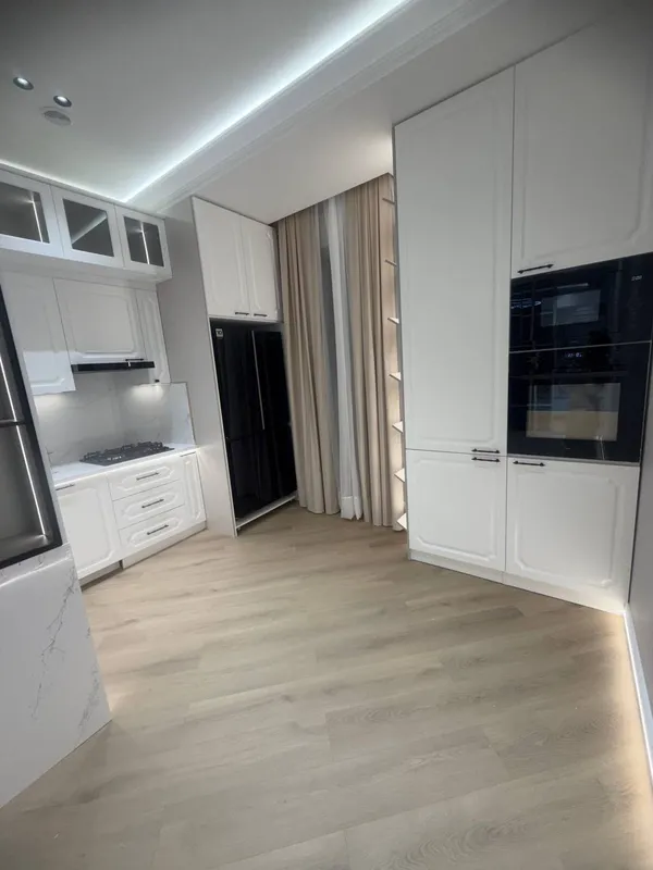 Продажа квартиры — фото 8