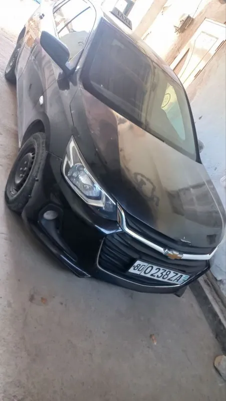 Onix arendaga beriladi kelishilsa sotiladi 1
