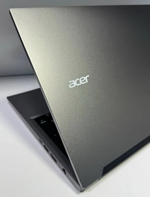 Ноутбук Acer 7 Ноутбук Acer 7