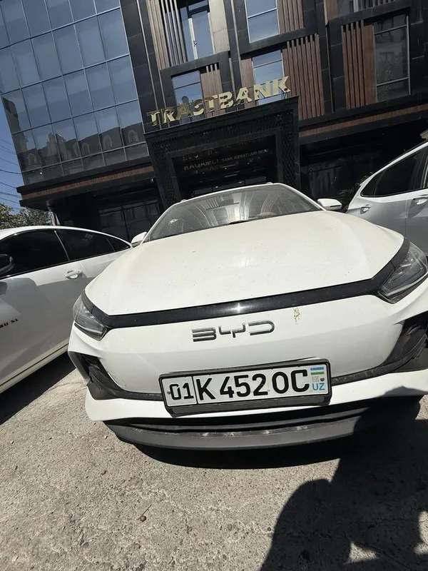 BYD e2 EV 2023 года в рассрочку 1 BYD e2 EV 2023 года в рассрочку 1