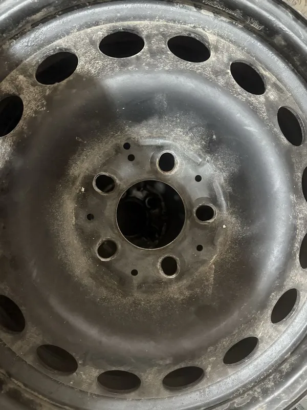R17 temir diska bmw ga birga bir tushadi — фото 3