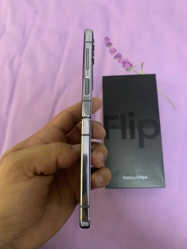 Samsung z flip 4 7 Samsung z flip 4 7