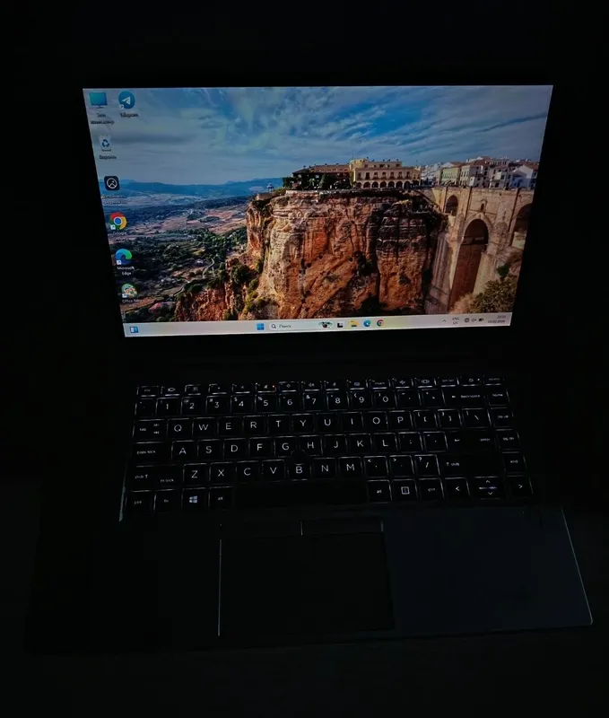 HP EliteBook 745 core i7- 16/256 с видеокарт 2GB — фото 5