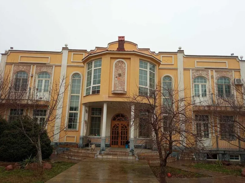 Мирзо-Улугбекский район — продаётся уникальный дом! Мирзо-Улугбекский район — продаётся уникальный дом!