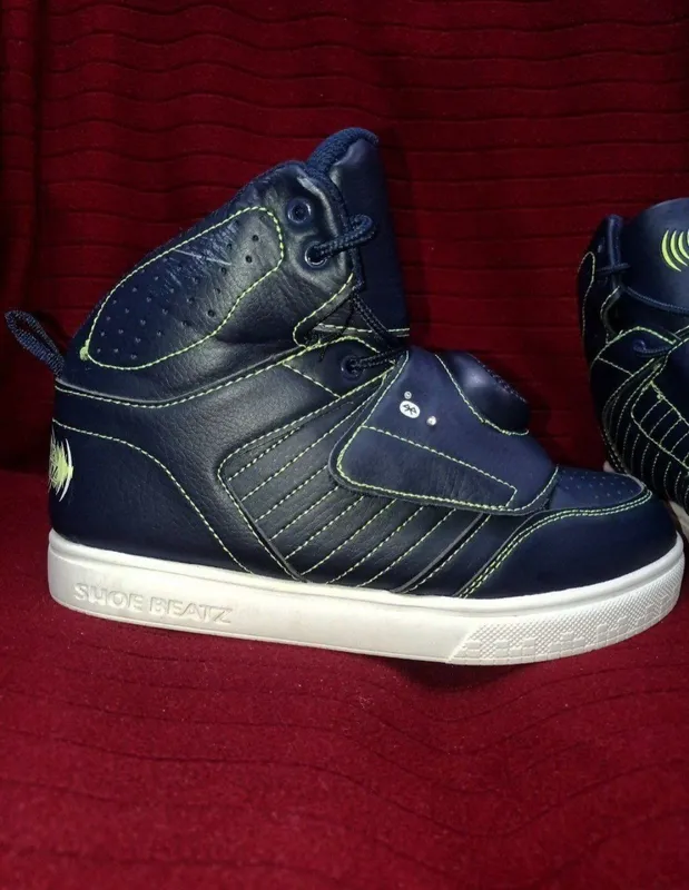 Из США, подростковая обувь, бренда BEATZ BOYS SHOES SZ24 BLUETOOTH — фото 2