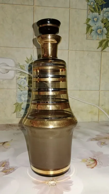 Ваза стеклянная . — фото 1