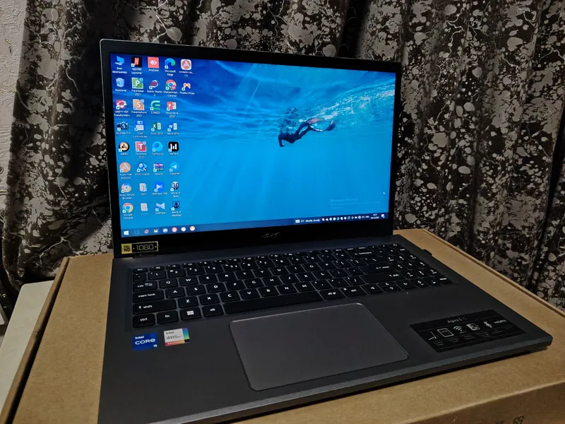 ACER 1 ACER 1