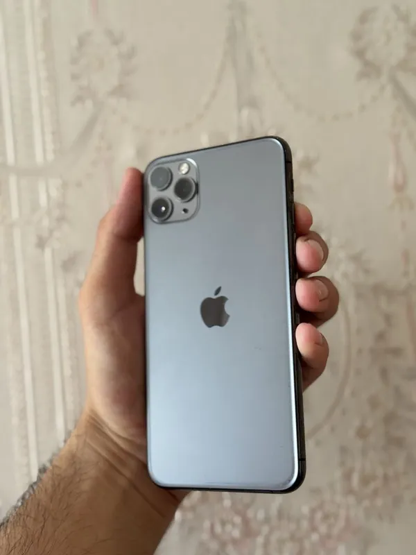 Iphone 11 Pro Max SROCHNA