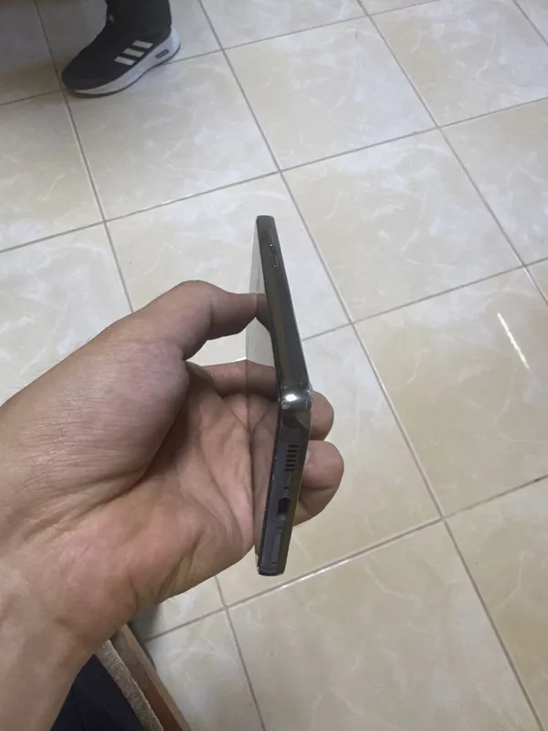 Продается Samsung S23 3 Продается Samsung S23 3