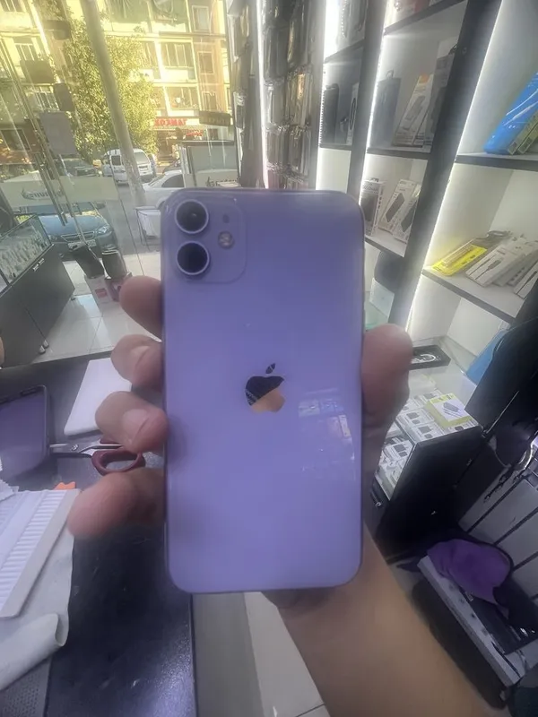 Iphone 11 ideal 128 GB 5