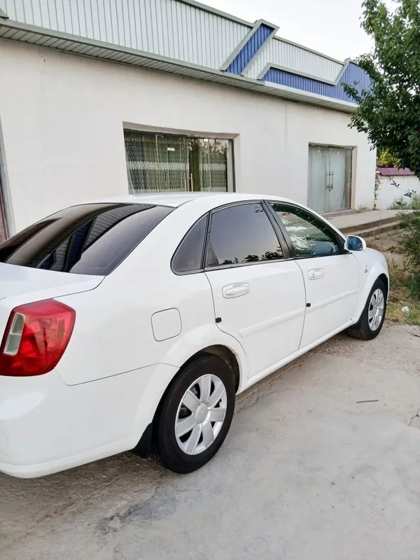 Продаётся Chevrolet Lacetti 2 Продаётся Chevrolet Lacetti 2
