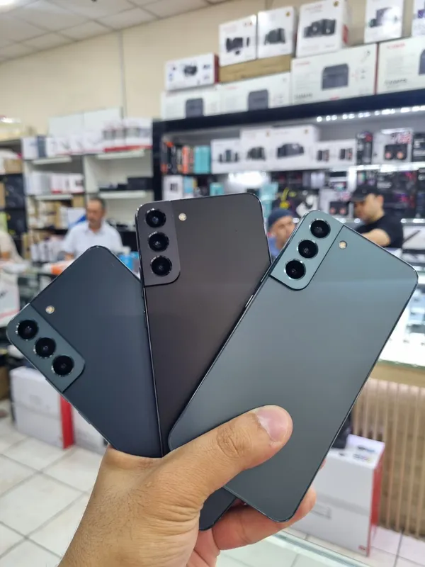 SAMSUNG S 22 PLUS 5 g