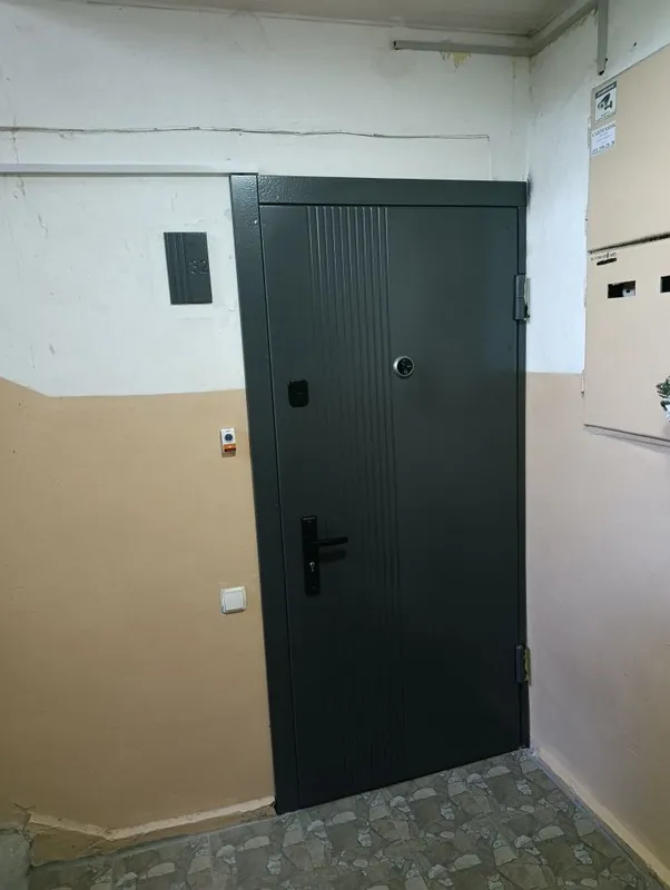 Реставрация железной двери обшивка, замок установка 3 Реставрация железной двери обшивка, замок установка 3
