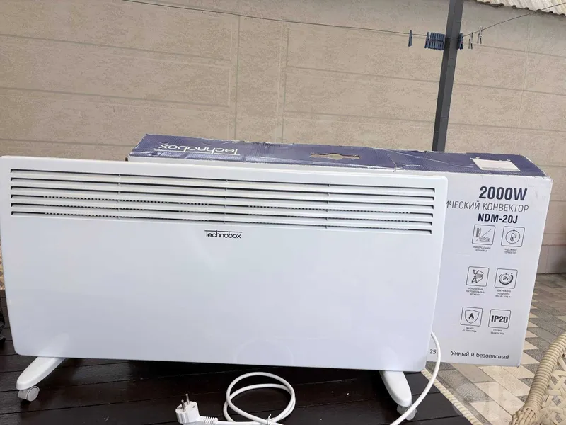 Конвекторный обогреватель Technobox 1 Конвекторный обогреватель Technobox 1