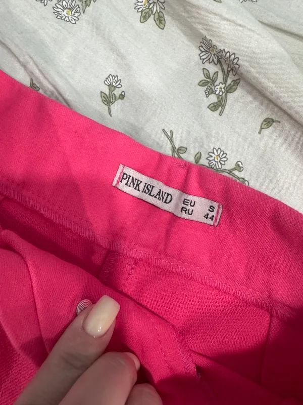 Pink islandдан yorqin jinsi shimlar 3 Pink islandдан yorqin jinsi shimlar 3