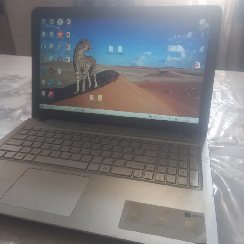 ASUS 1 ASUS 1