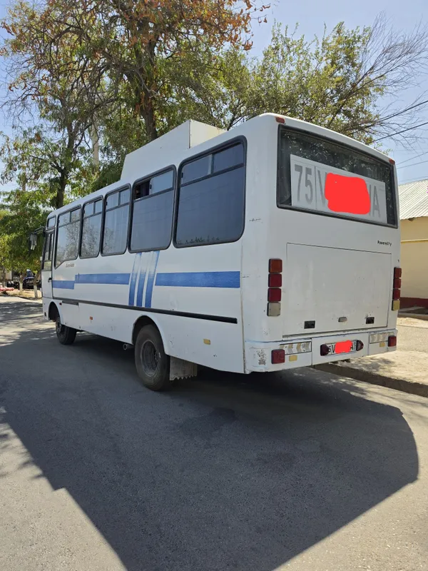 Isuzu Aftobus Sotiladi. 3 Isuzu Aftobus Sotiladi. 3