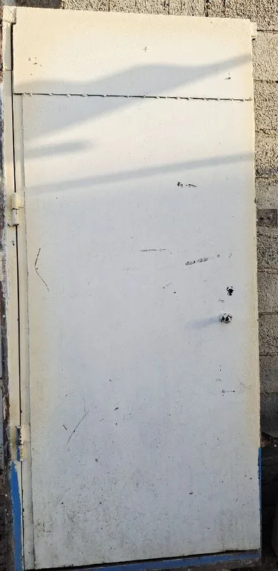 Temir eshik sotiladi 2
