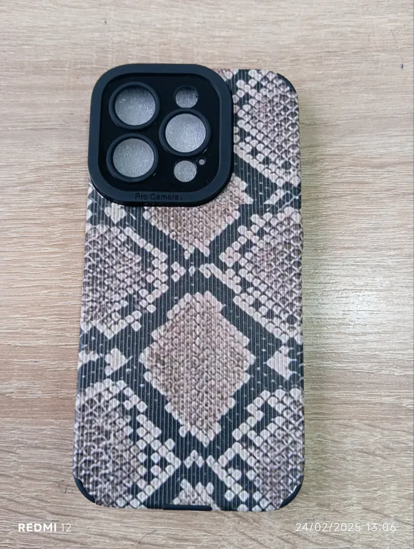 iphone 15 pro chexol — фото 1