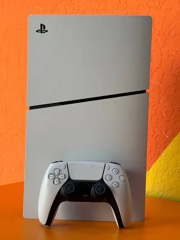 Игровая консоль PS5 Slim 3 Игровая консоль PS5 Slim 3