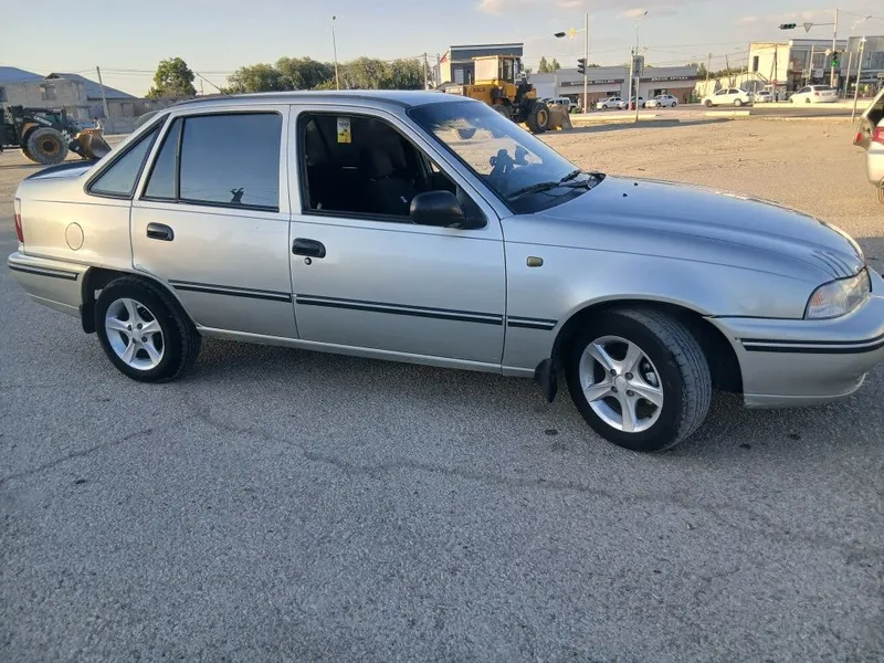 Nexia 1 sotiladi. Holati yaxshi 2